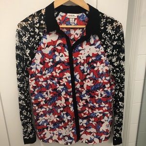 Cool pattern, mixed material button down shirt!